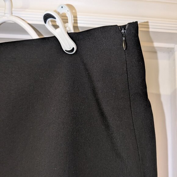 Dynamite Kylie Black Mini Skirt - Picture 2 of 4